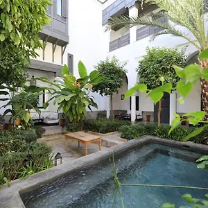 https://riad-zaouia-44.marrakeshhotelsmorocco.com